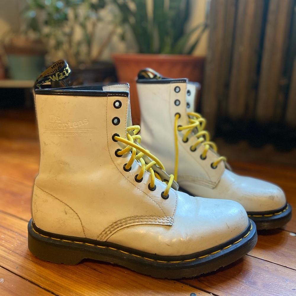 white doc martens size 9
